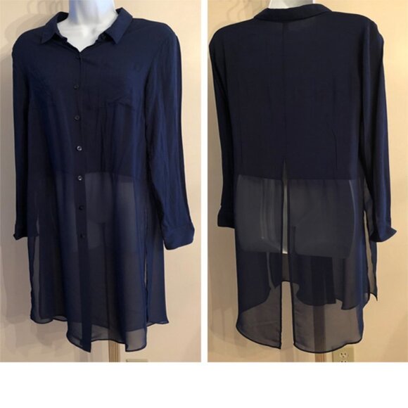 BCBGeneration Tops - BcbGeneration long slit split navy button shirt S great for layering styling